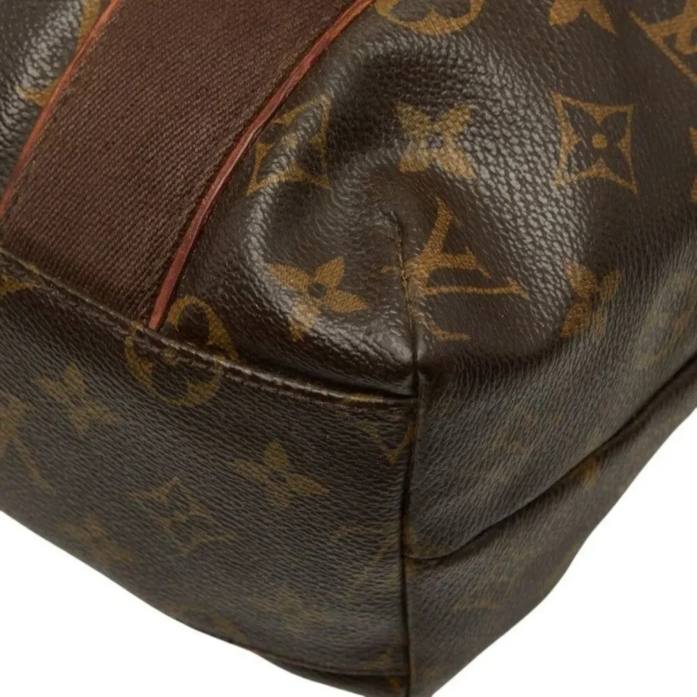 Louis Vuitton delivery duty